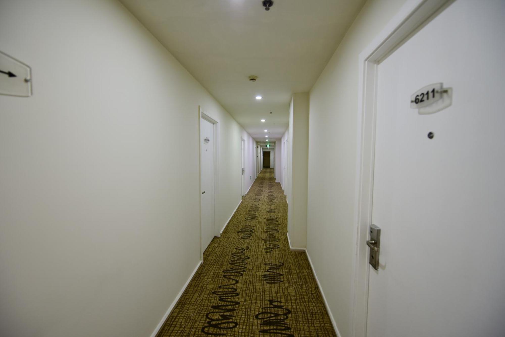 Hotel Tours Necc Hongqiao Qibao Ancient Town
