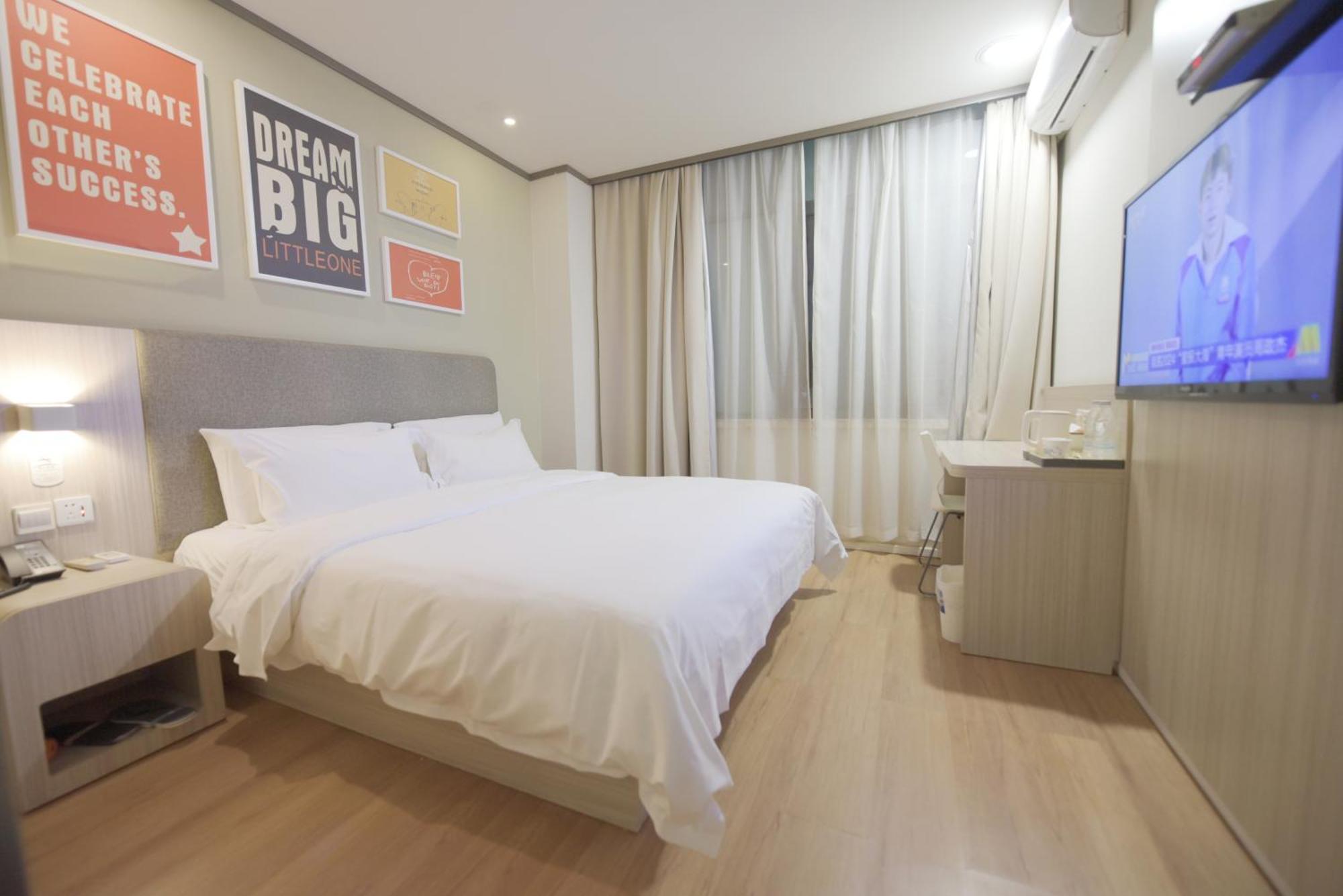 Hotel Tours Necc Hongqiao Qibao Ancient Town Shanghai
